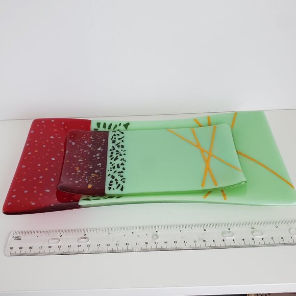 Vintage Fused Glass Serving Platters Mint Green Opaque Red Decorative Party Two - Picture 5 of 9